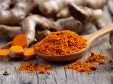 Comment cuisiner le curcuma pour profiter de tous ses bienfaits ? Une diététicienne répond