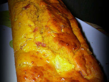 Cake évasion jambon, ananas, fromage de chèvre, épices à colombo