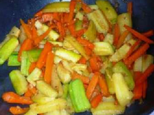 Légumes au wok carottes et courgettes