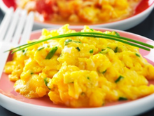 Œufs brouillés à la crème fraîche