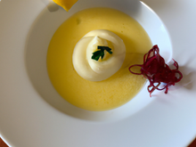 Velouté glacé de Riquette-Comcombre et son nuage citronné sucré