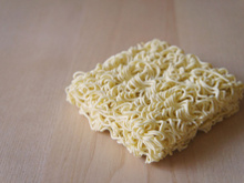 Voici 3 façons simples d'améliorer les préparations de nouilles instantanées !