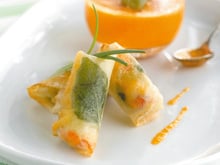 Bonbons de langoustine au Comté et basilic