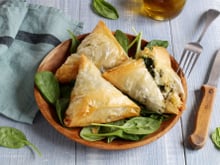 Spanakopita (chaussons grecs à la feta et aux épinards)