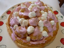 Saint Honoré à la rose et à la framboise