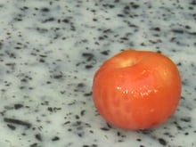 Monder une tomate