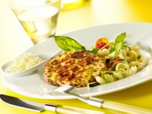 Hachés de poulet gratiné à l'emmental et torsades