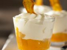 Verrine de chèvre frais, carottes confites, ananas rôti