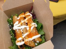 Tacos dorados au poulet par Lydia Gonzalez et William