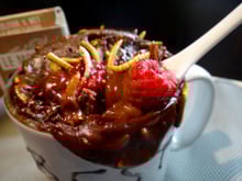 Mug cake chocolat framboises Molitor (vers de farine)