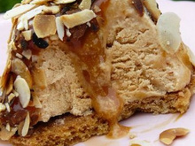 Dôme glacé au caramel