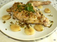 Chapon de pintade à l'ail et au pastis