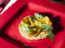 Tarte fine au fromage Roucoulons et sa vinaigrette au Macvin