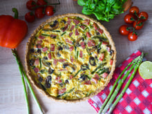 Quiche aux asperges et jambon : la recette facile et de saison qu’on a envie de refaire chaque semaine