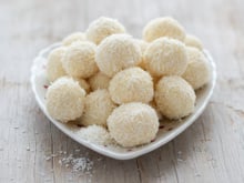 Truffes au chocolat blanc et noix de coco