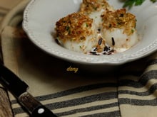 Noix de Saint-Jacques en chapelure de lard et crème de cancoillotte