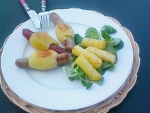 Saucisses et merguez en tonnelets de pommes de terre