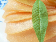 Charlotte de melon du Haut Poitou à la pêche et verveine :