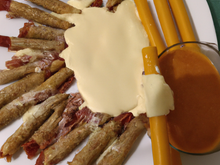 Cigares au fromage et à la viande hachée.