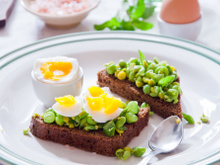 C'est la saison : 5 recettes pour redécouvrir les fèves fraiches