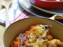 Tajine de cuisses de canard aux abricots