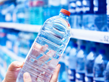 L’eau Hépar va se faire rare en rayons : voici pourquoi