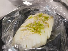 Papillote de cabillaud au lait de coco et gingembre
