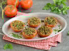 Tomates garnies à la Provençale