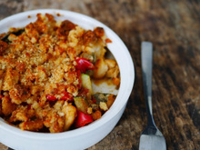 Crumble au poulet et légumes d'été