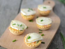 Tartelettes apéritives au saumon & En-Cas de Caprice