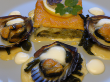 Millefeuilles de cabillaud, moules et Saint-Jacques au fromage