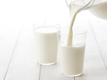 Ce lait qui contient encore plus de calcium que le lait de vache, mais personne ne le connait