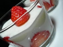Mousse de yaourt aux fraises