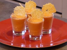 Mousse de tomate et tuile au parmesan