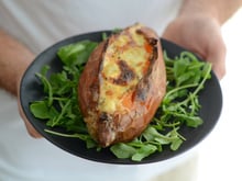 Patate douce rôtie au four