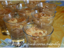 Crumble d'automne : pommes, poires et noisettes