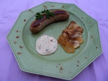 Boudin blanc poêlé et son éventail de pommes à la sauce moutardée