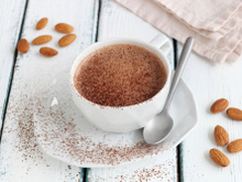 Chocolat chaud healthy au lait d'amande