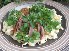 Pâtes aux gésiers de canard confits et persil