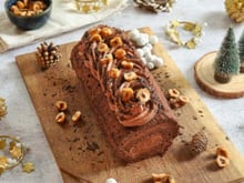 Inratable et ultra-gourmande : notre recette de bûche de Noël facile au chocolat (testée et approuvée)