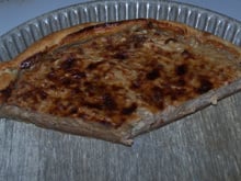 Tarte au céleri rave, bleu et noix