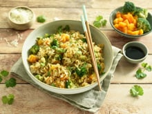 Riz frit Thaï au poulet et aux légumes d'Automne