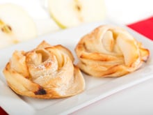 Tartelettes aux pommes en forme de roses