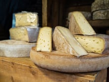 Rappel massif : Ne consommez pas ce Saint-Nectaire vendu dans toute la France