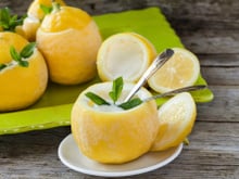 Parfait pour se rafraîchir : comment faire des citrons givrés maison ?