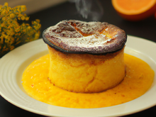 Soufflé à l'orange et son jus de mangue