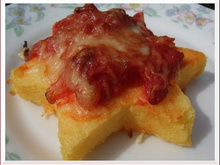 Etoiles gratinées de polenta à la tomate
