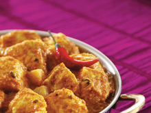 Curry de poulet sauce et pommes de terre (Murgh Aloo Masala)