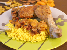 Tajine de poulet aux abricots et raisins secs