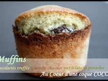 Muffins moelleux Cocolactés, truffés de ganache chocolat aux éclats de pistaches nichés au cœur d'une coque Coco
